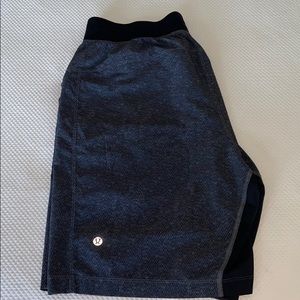 Lululemon linerless 9’ shorts